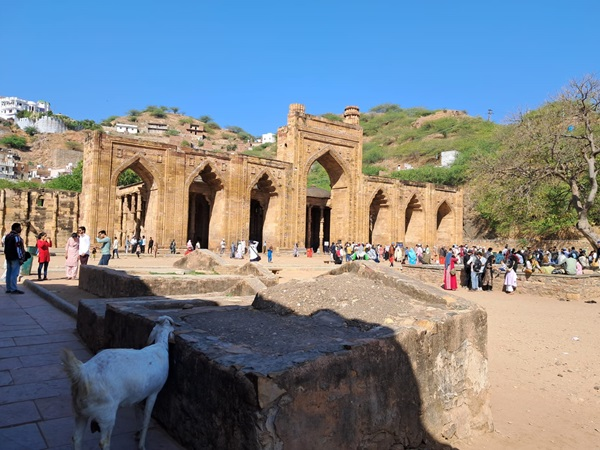 अजमेर की सबसे पुरानी मस्जिद