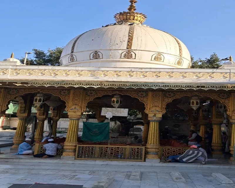 मेहरौली दरगाह – हज़रत कुतुबुद्दीन बख्तियार काकी दरगाह का इतिहास