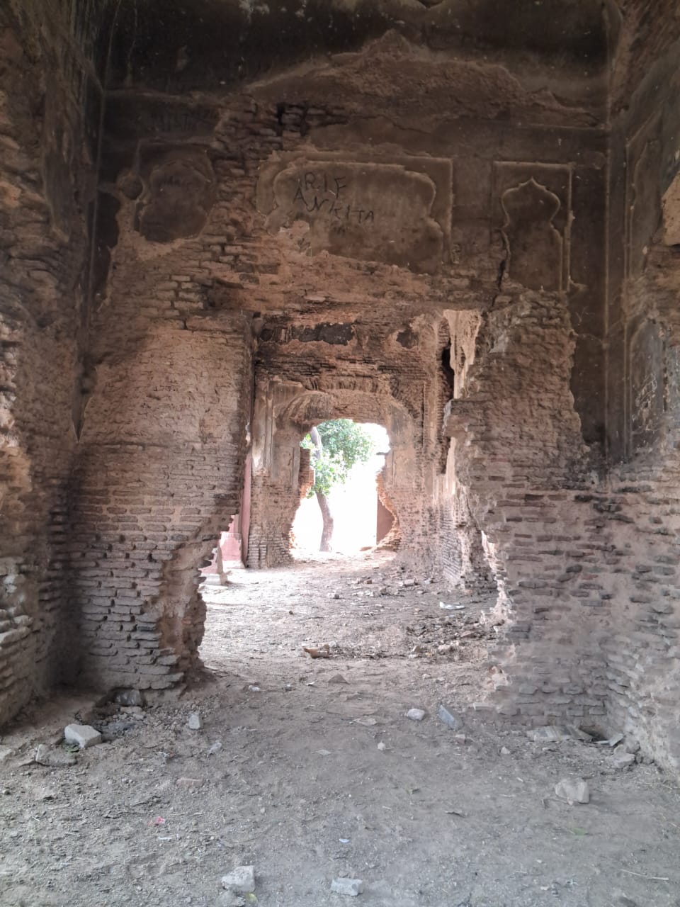 noida-maqbara