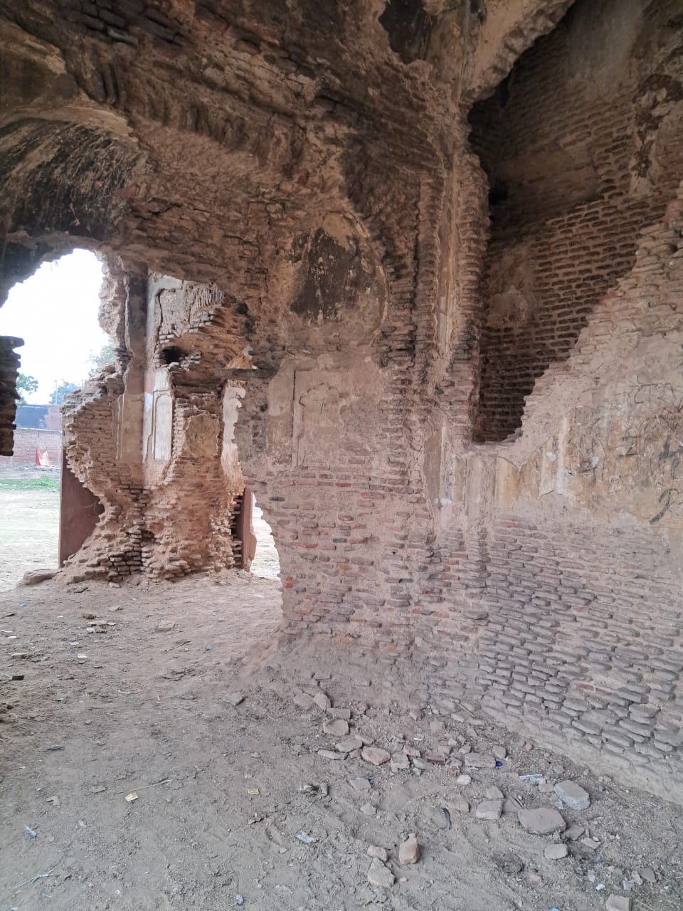 noida-maqbara