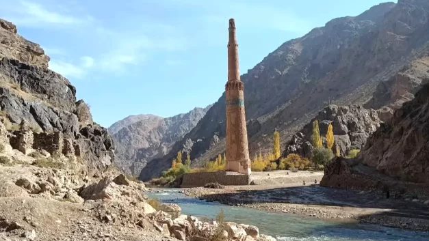अफगानिस्तान का एक मीनार, जो भारत के इतिहास से जुड़ा है